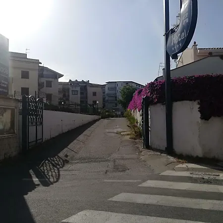 Casa Diana * Giardini Naxos