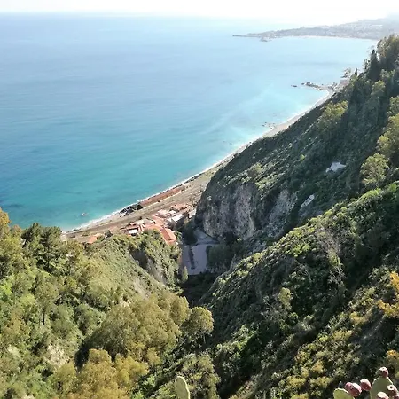 Casa Diana Джардіні-Наксос