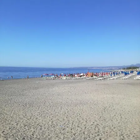 Casa Diana Джардіні-Наксос